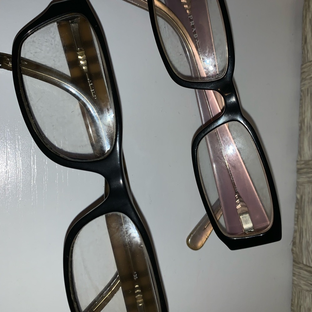 Prada Black and Tan Sunglasses - Picture 7 of 7
